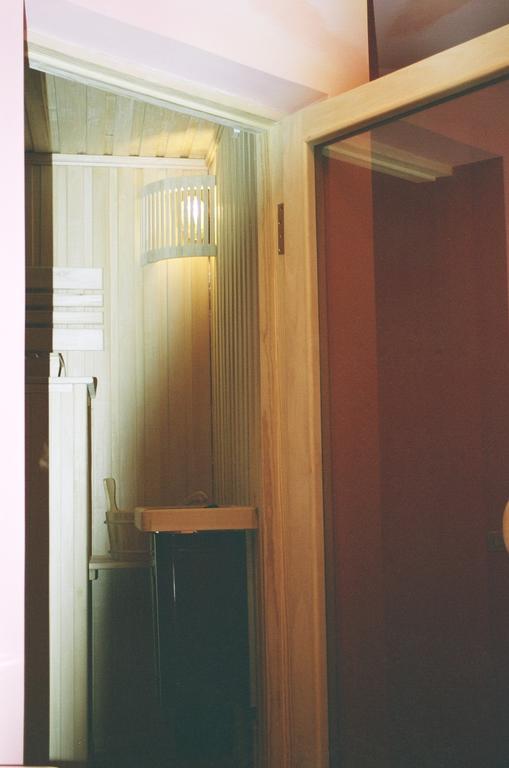 Motel Acapulco Yerevan Exterior photo