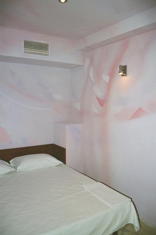 Motel Acapulco Yerevan Exterior photo